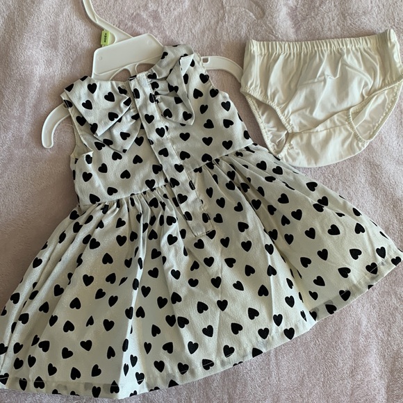 🖤baby dress with hearts and sparkle ✨ - Picture 3 of 3